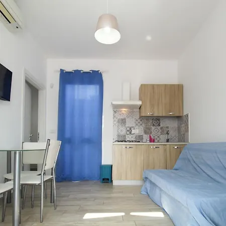 Semesterbostad Blue A 200 Mt Mare - Apulia *