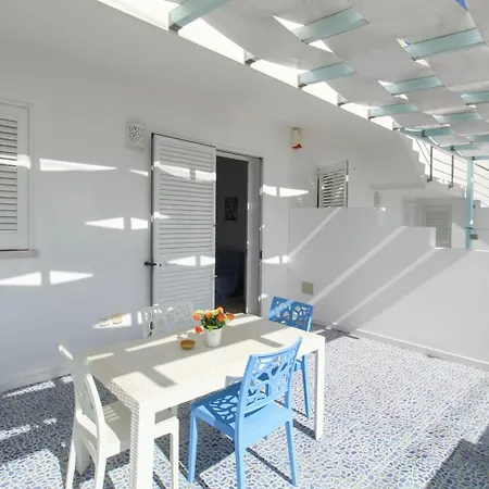 Semesterbostad Blue A 200 Mt Mare - Apulia *
